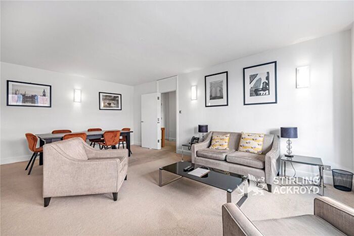 3 Bedroom Flat To Rent In Weymouth Street, London, W1W