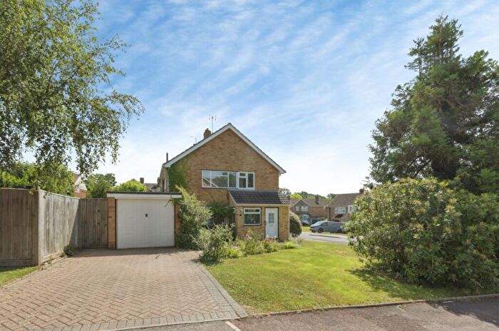 3 Bedroom Semi-Detached House To Rent In Lambourn Way, Tunbridge Wells, TN2