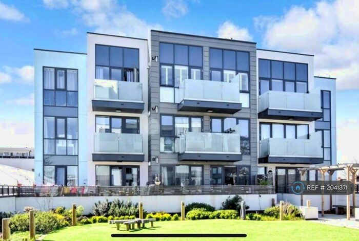 2 Bedroom Flat To Rent In Ardley Court, Wallington, SM6