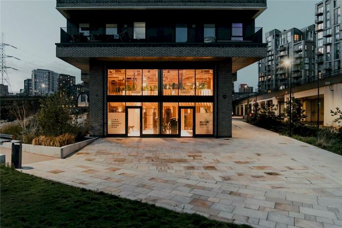 3 Bedroom Apartment To Rent In Heartwell Avenue, London, E16