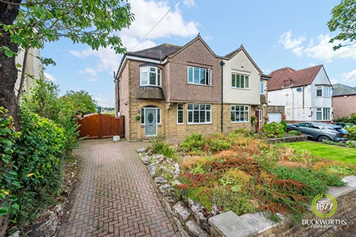 4 Bedroom Semi-Detached House For Sale In Royds Avenue, Accrington, BB5