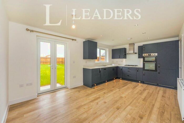 4 Bedroom Detached House To Rent In Roman Crescent, Chester, CH4