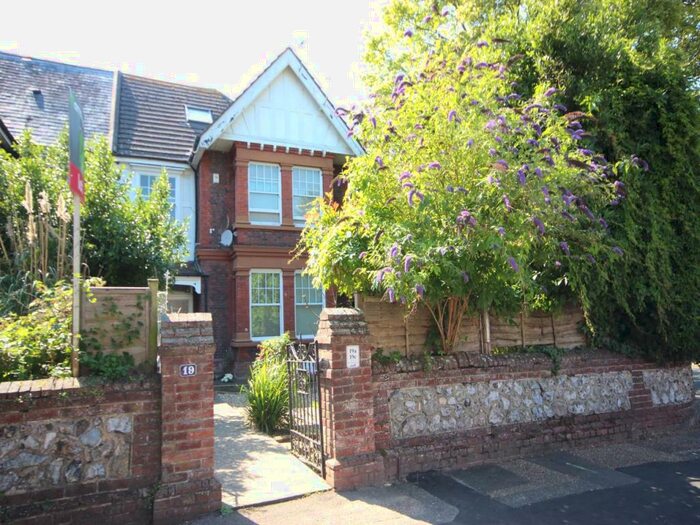 Studio To Rent In St Botolph's Road, Worthing, BN11