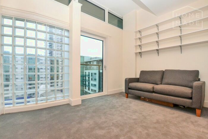 1 Bedroom Flat To Rent In Empire Square South, Southwark, SE1