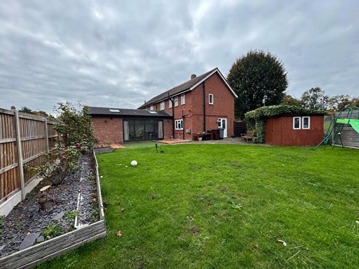 3 Bedroom Semi Detached House For Sale In Beech Road, East Malling, West Malling, ME19