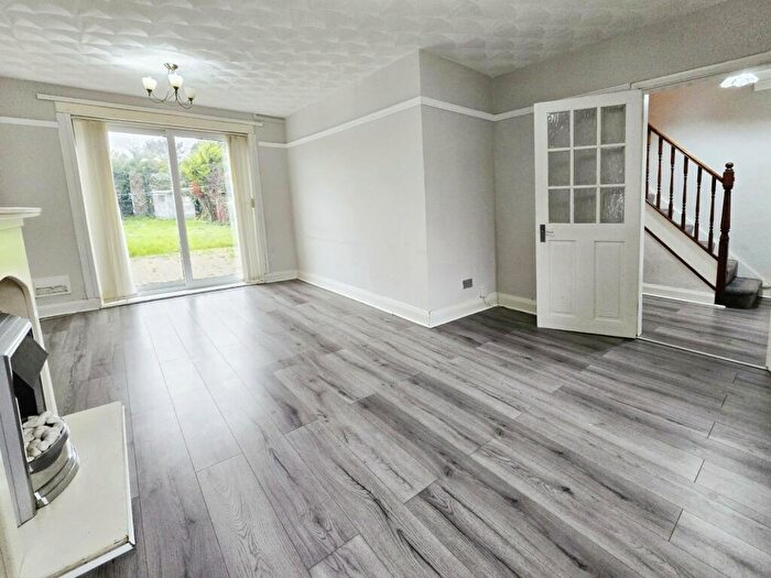 3 Bedroom Terraced House For Sale In Westenra Avenue, Ellesmere Port, Cheshire, CH65
