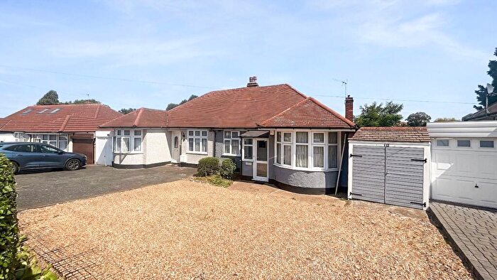 3 Bedroom Bungalow For Sale In Montpelier Avenue, Bexley, DA5