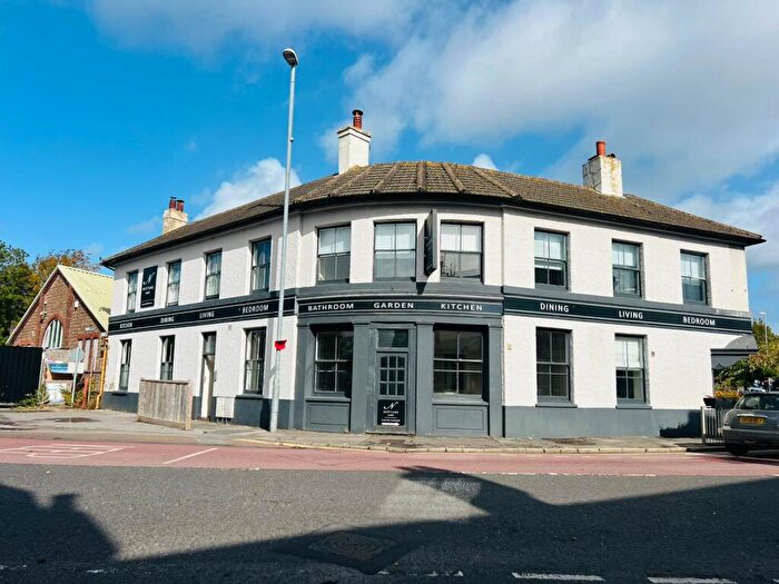 3 Bedroom Apartment To Rent In George Street, Hailsham, BN27