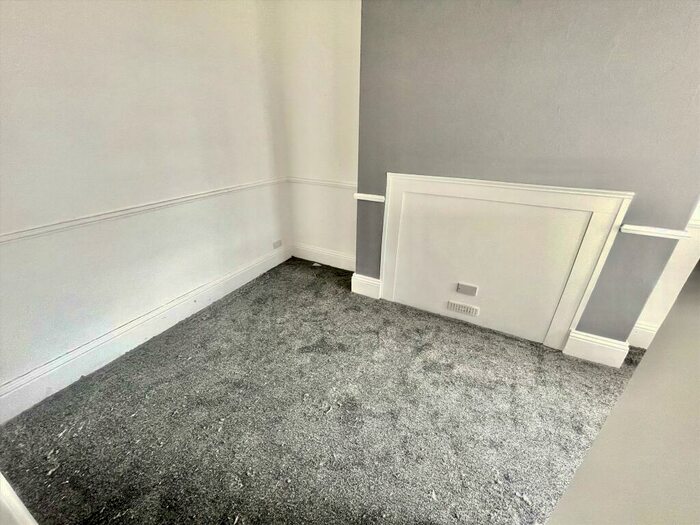 1 Bedroom Flat To Rent In Heysham Road, Lancaster, Morecambe, LA3