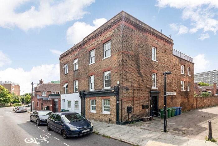 1 Bedroom Flat To Rent In Elsted Street, London, SE17