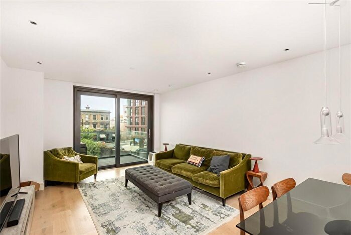 2 Bedroom Apartment For Sale In Harbour Avenue, London, SW10