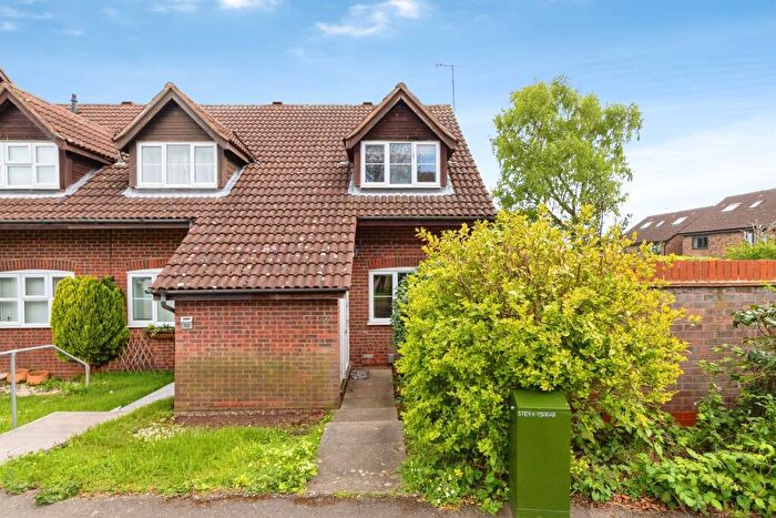 2 Bedroom End Of Terrace House For Sale In Wadnall Way, Village Location, Knebworth, SG3