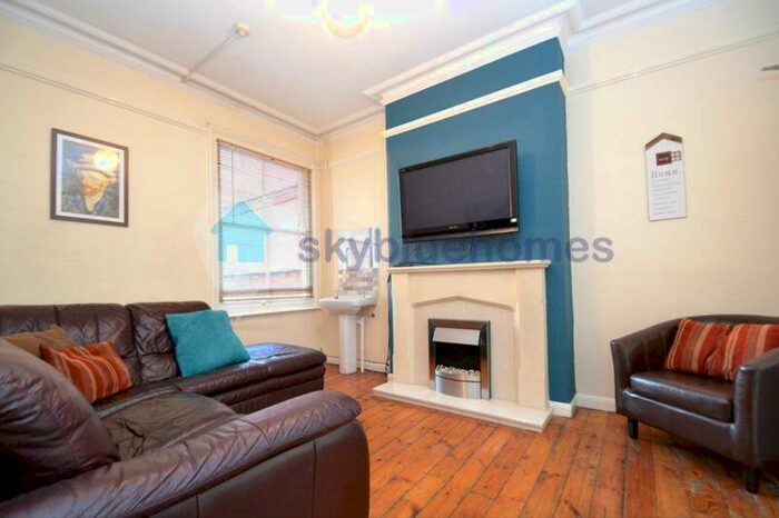 6 Bedroom Terraced House To Rent In Brazil Street, Leicester, LE2