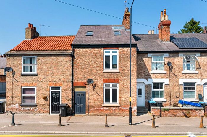 4 Bedroom Terraced House For Sale In Water Skellgate, Ripon, North Yorkshire, HG4