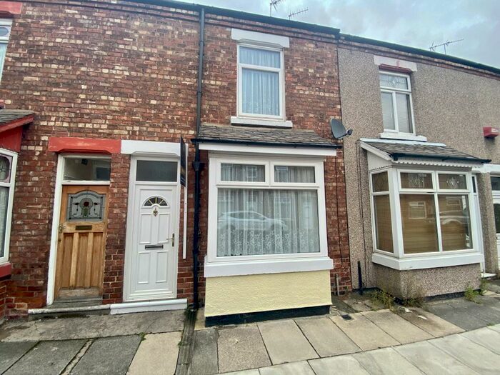 2 Bedroom Terraced House To Rent In Falmer Road/Eastbourne - Darlington, DL1