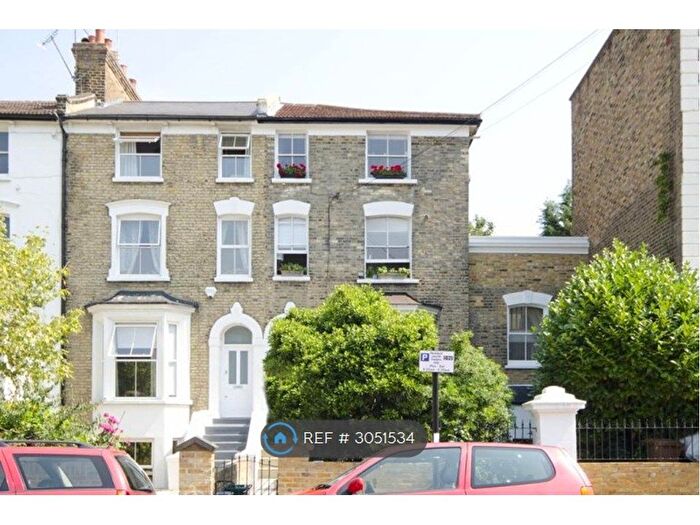 1 Bedroom Flat To Rent In Greenwood Road, London, E8