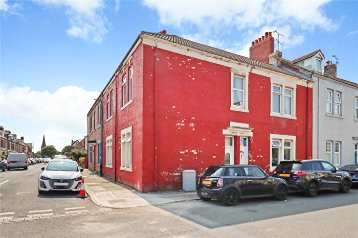 2 Bedroom Flat To Rent In Station Road, Cullercoats, North Shields, Tyne And Wear, NE30
