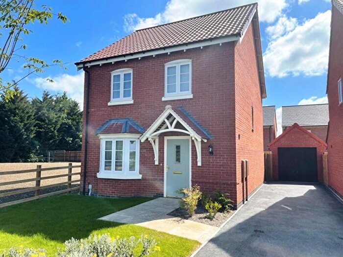 3 Bedroom Detached House To Rent In Grange Close, Melton Mowbray, Leicestershire, LE13