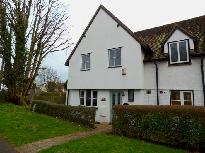 3 Bedroom Semi-Detached House To Rent In West End Road, Silsoe, MK45
