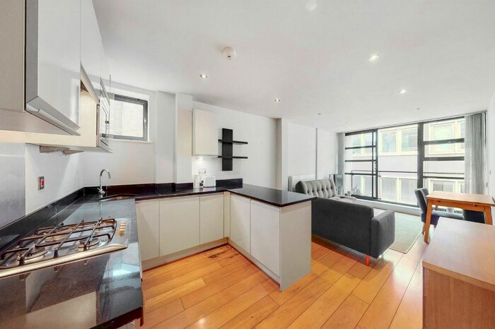1 Bedroom Flat To Rent In Bastwick Street, Clerkenwell, EC1V