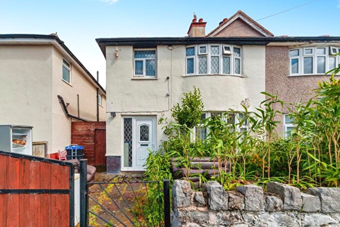 4 Bedroom Semi-Detached House For Sale In Seven Sisters Road, Prestatyn, Denbighshire, LL19