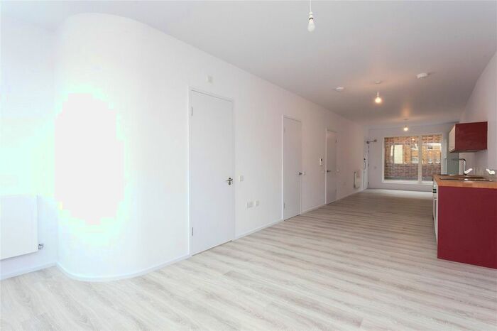 Studio To Rent In Voss Street, London, E2