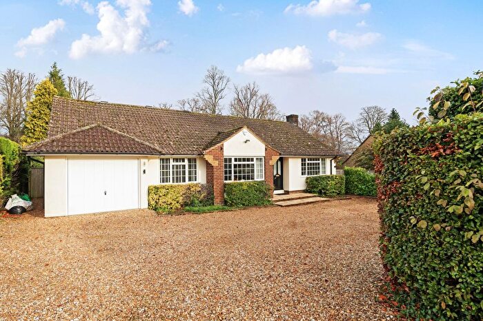 4 Bedroom Detached Bungalow For Sale In Dean Close, Winchester, SO22
