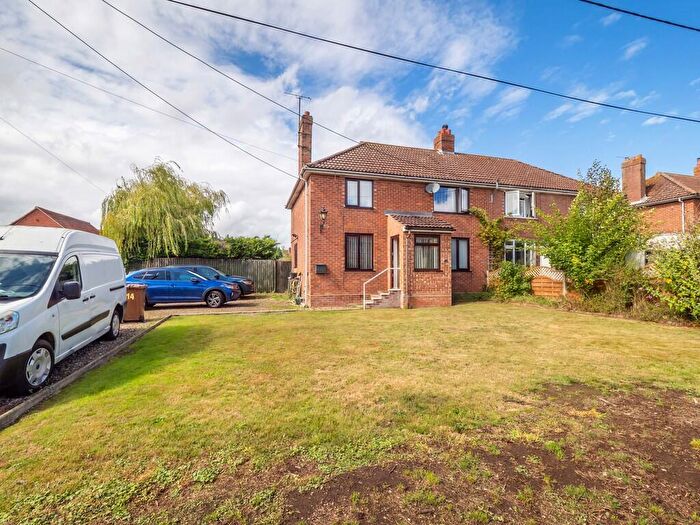 4 Bedroom Semi-Detached House For Sale In Long Lane, Southrepps, NR11