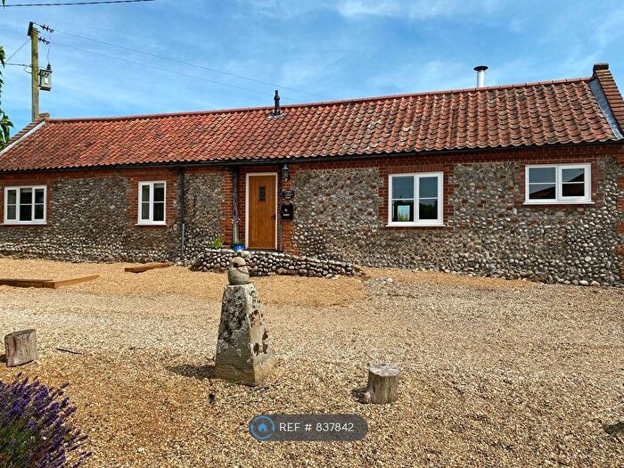 2 Bedroom Bungalow To Rent In The Street, North Norfolk, NR11