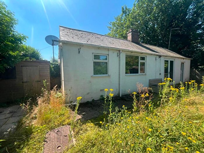 1 Bedroom Bungalow For Sale In High Road, Wisbech St. Mary, Wisbech, PE13