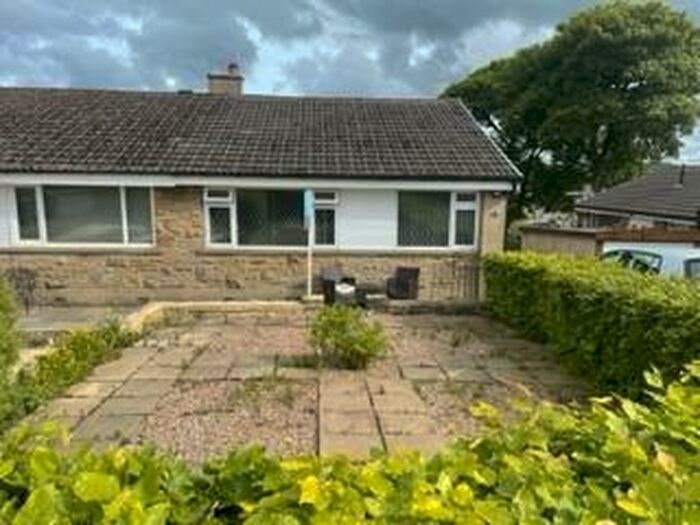 2 Bedroom Bungalow To Rent In Sunhurst Close, Oakworth, Keighley, West Yorkshire, BD22