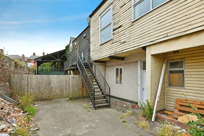 3 Bedroom Town House For Sale In Bruce Court, Chapel Road, Wisbech, PE13