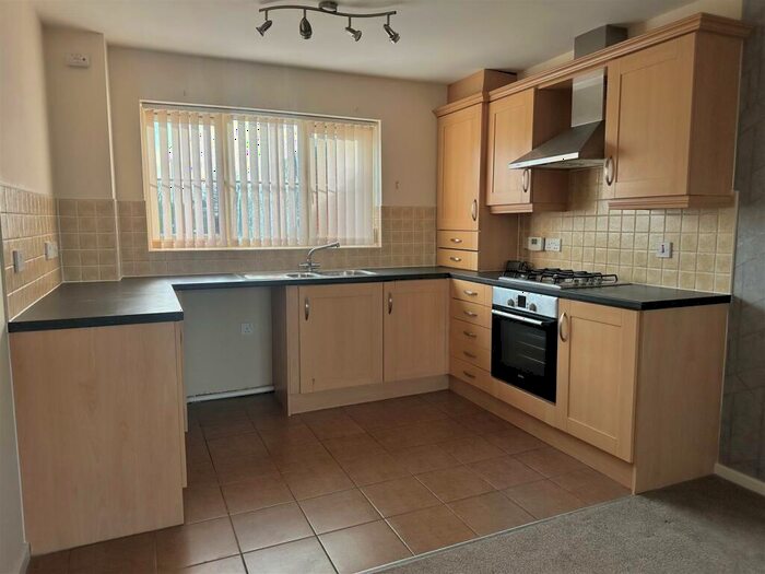 2 Bedroom Flat To Rent In Bowen Court, Woodville, DE11