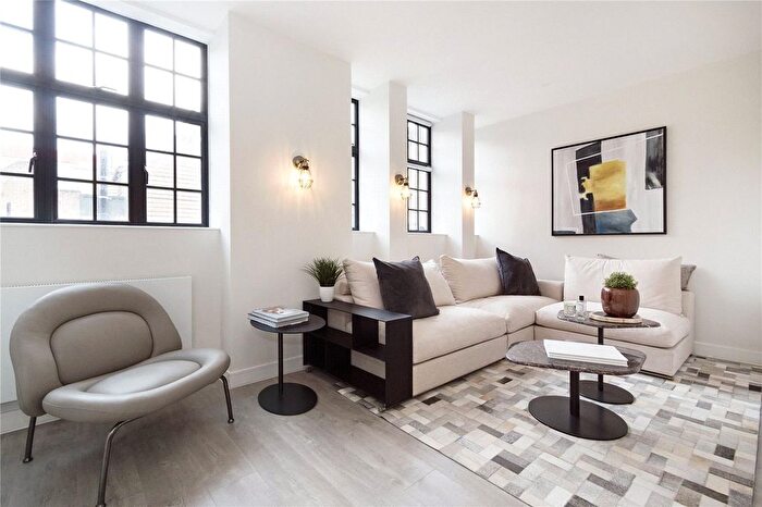 2 Bedroom Flat For Sale In Varden Street, London, E1