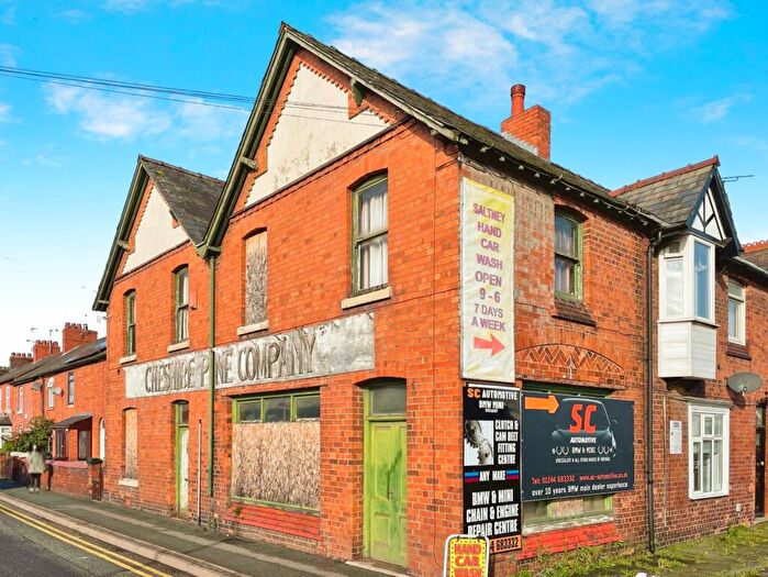 3 Bedroom Flat For Sale In High Street, Saltney, Chester, Flintshire, CH4