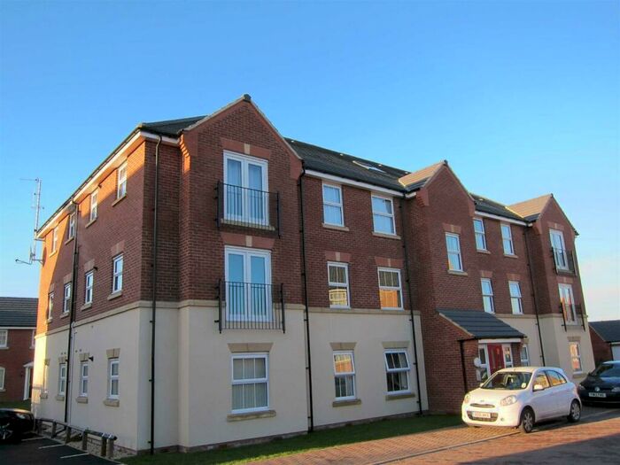 2 Bedroom Apartment To Rent In Braunton Crescent, Mapperley, Nottingham, NG3