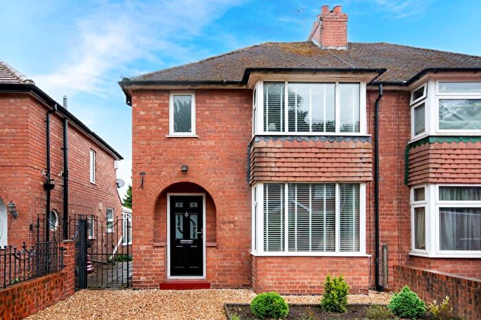 3 Bedroom Semi-Detached House For Sale In Ordsall Park Road, Retford, DN22
