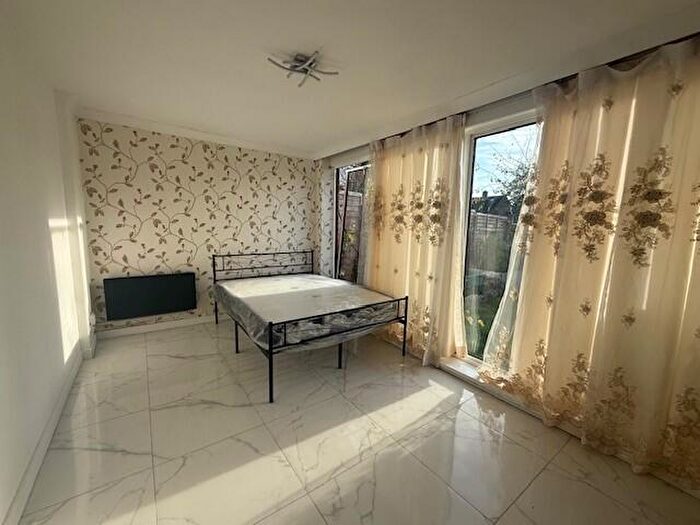 1 Bedroom House To Rent In Belfast Walk, Chaddesden, Derby, DE21