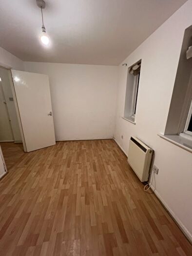 2 Bedroom Flat To Rent In Joyce Green Lane, Dartford, DA1