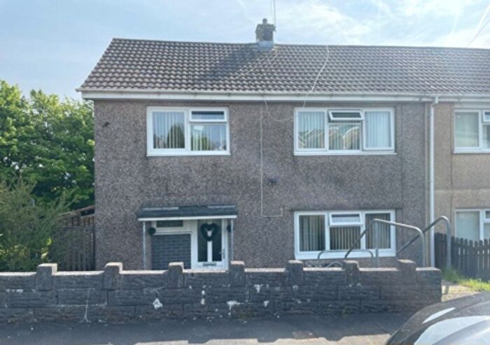 4 Bedroom Semi-detached House To Rent In Morriston, Swansea, SA6