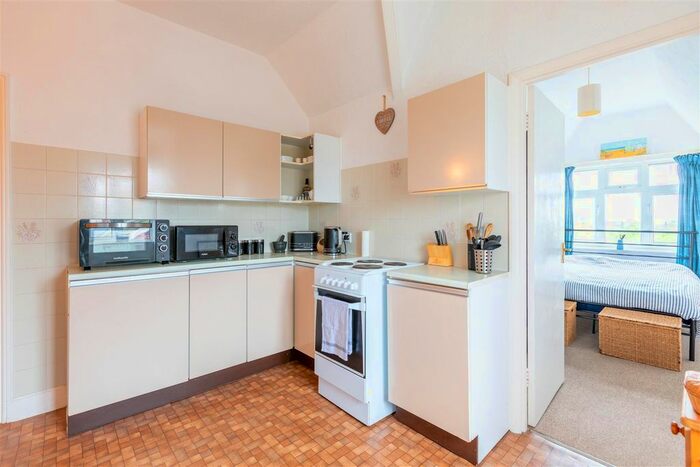 1 Bedroom Flat For Sale In Claigmar Road, Rustington, Littlehampton, BN16