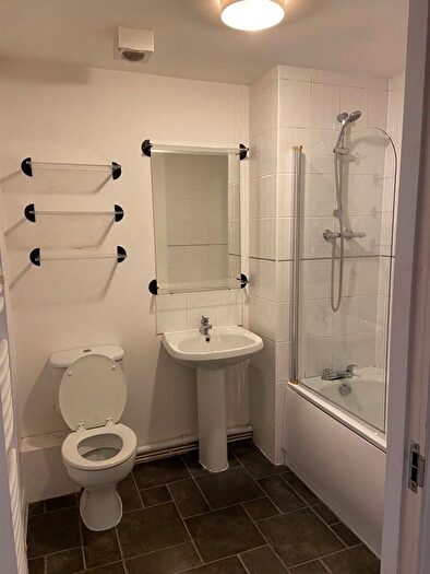 1 Bedroom Flat To Rent In Hessel Street, Salford, M50