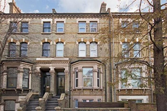 Studio To Rent In Talgarth Road, W14