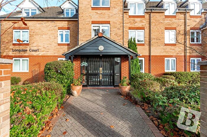 1 Bedroom Apartment For Sale In Junction Road, Romford, RM1