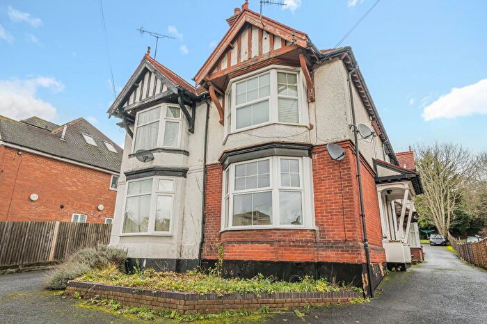 1 Bedroom Apartment To Rent In High Wycombe, Buckinghamshire, HP12