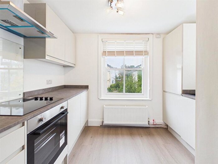 1 Bedroom Apartment To Rent In Ditchling Rise, Brighton, BN1