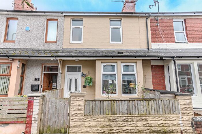3 Bedroom Terraced House For Sale In Lewis Street, Barry, CF62