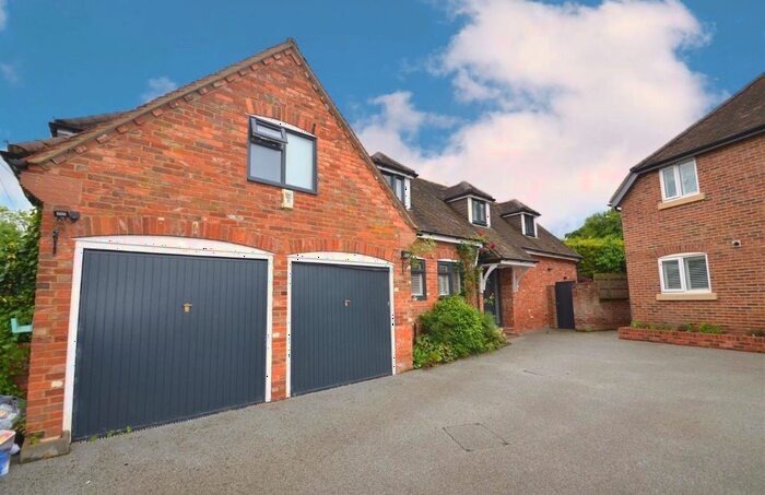 3 Bedroom Semi-Detached House To Rent In The Cottages, The Drive, Ickenham, UB10