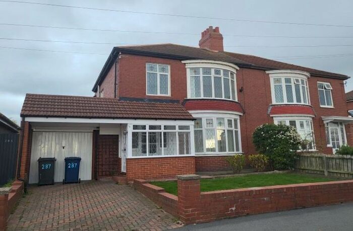 3 Bedroom Semi-Detached House To Rent In Mortimer Road, South Shields NE34