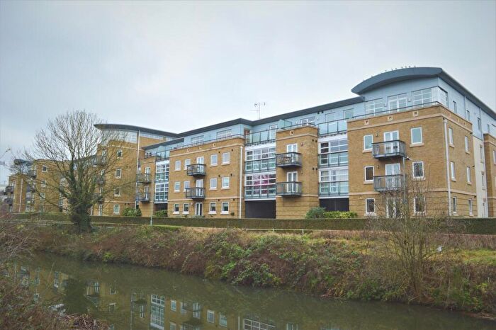 2 Bedroom Apartment To Rent In Seymour Street, Moulsham, Chelmsford, Essex, CM2